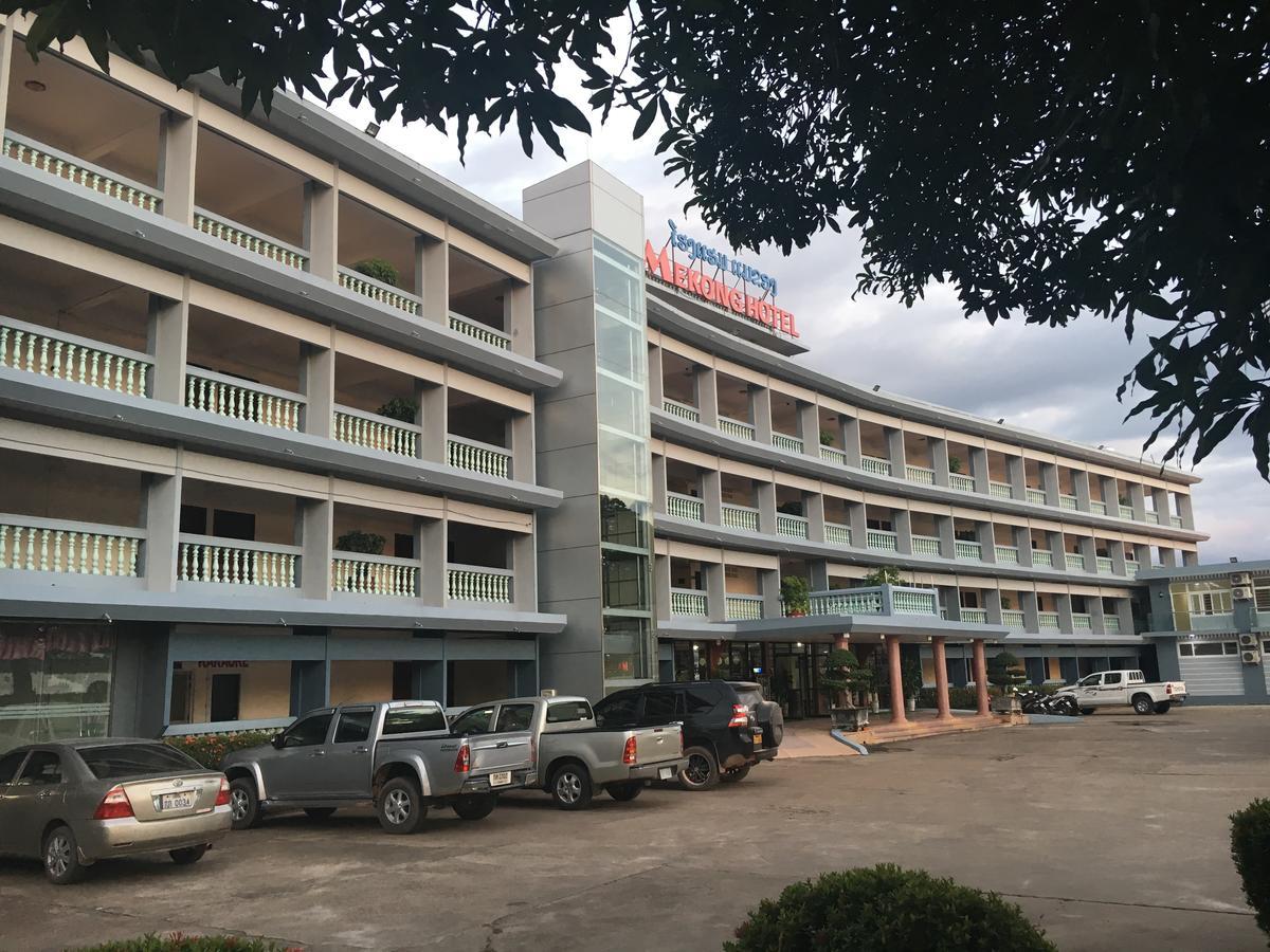 Mekong Hotel Thakhek Bagian luar foto