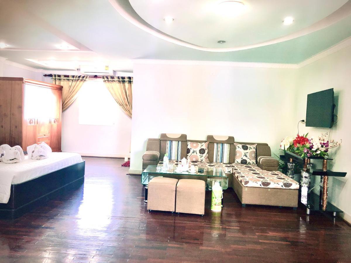 Mekong Hotel Thakhek Bagian luar foto