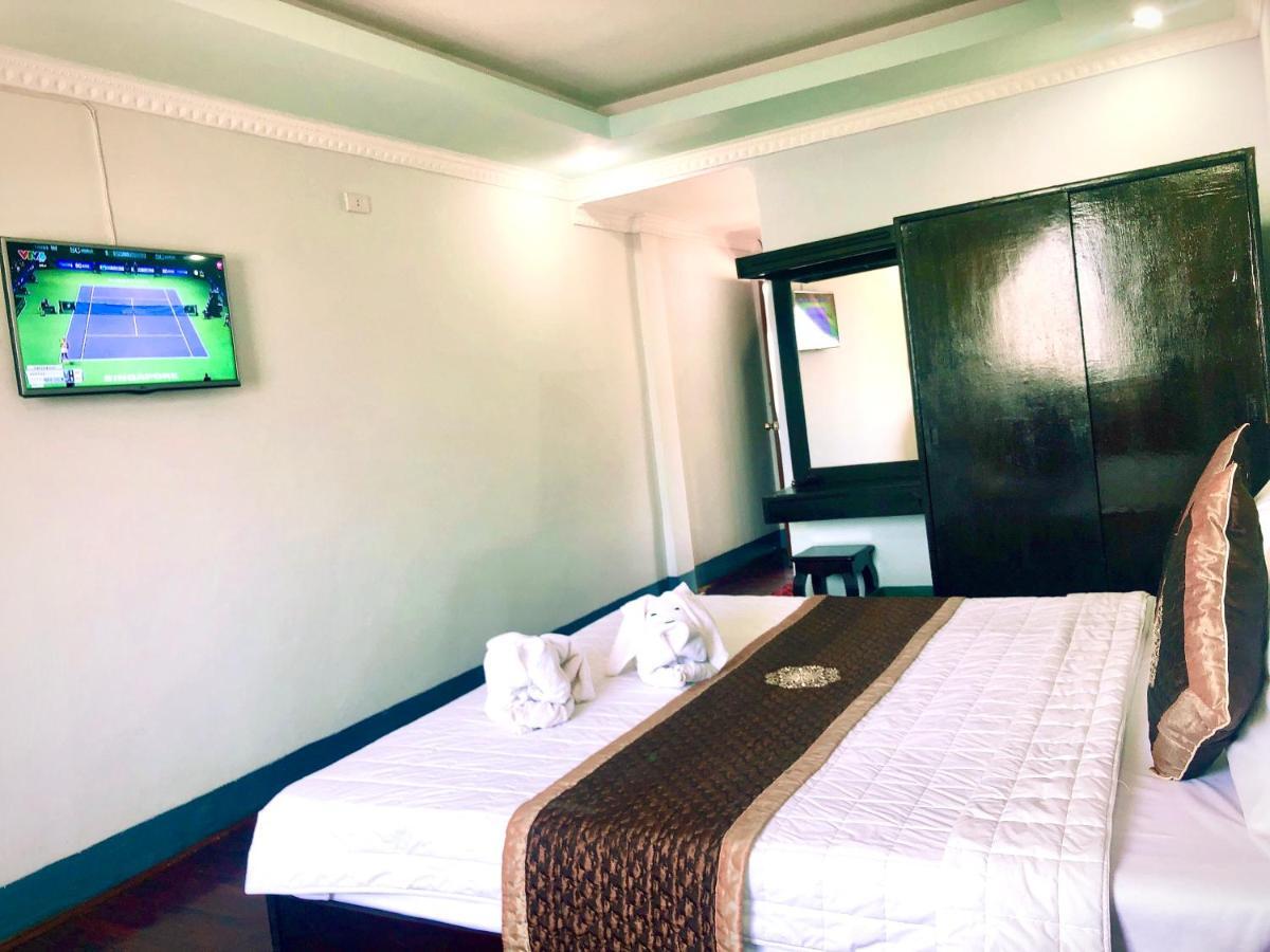 Mekong Hotel Thakhek Bagian luar foto